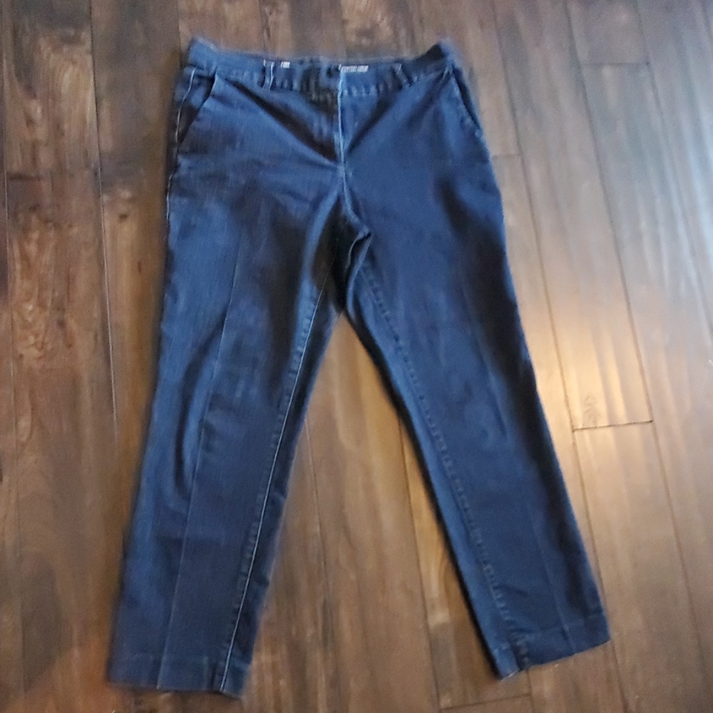LIZ CLAIBORNE Stretch Crop womens size 10